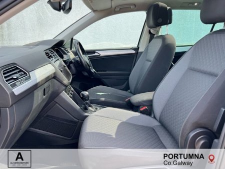 2019 Volkswagen Tiguan - photo 3