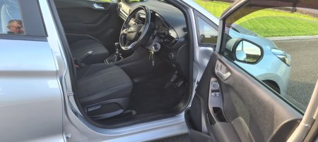 2018 Ford Fiesta - photo 6