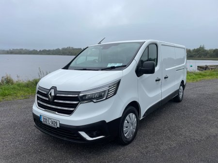 2023 Renault Trafic - photo 12
