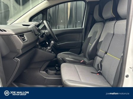 2024 Renault Kangoo - photo 8