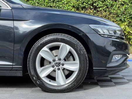 2022 Volkswagen Passat - photo 9