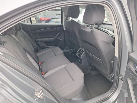 2024 Skoda Octavia - photo 11