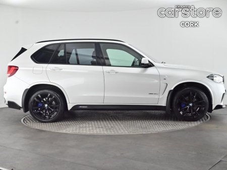 2017 BMW X5 - photo 2