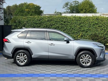 2023 Toyota RAV4 - photo 2