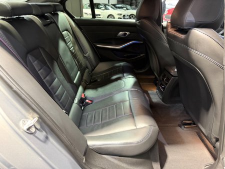 2020 BMW 3-Series - photo 23