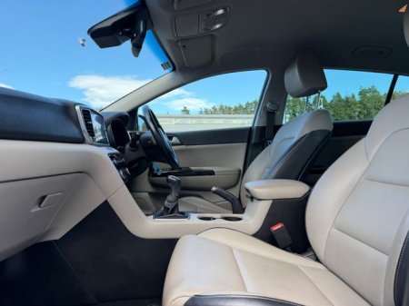 2021 Kia Sportage - photo 22