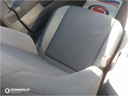 2025 Volkswagen Taigo - photo 11