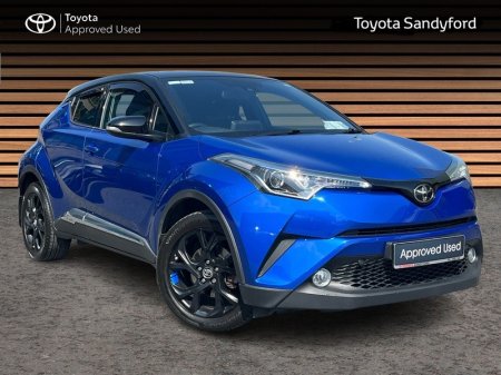 2018 Toyota C-HR 1.2T LUNA SPORT // REAR CAMERA // BLUETOOTH // TOYOTA SAFETY SENSE // 12 MONTH WARRANTY