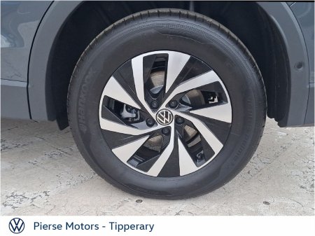 2026 Volkswagen Tiguan - photo 8