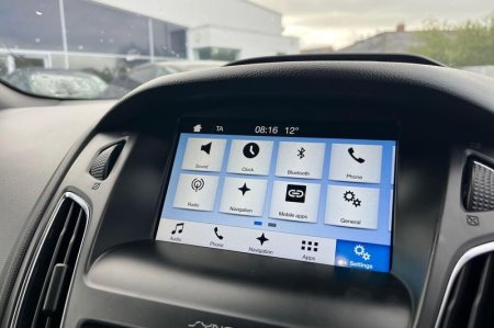 2017 Ford Focus - photo 34