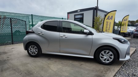 2020 Toyota Yaris - photo 5