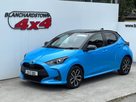 2020 Toyota Yaris HYBRID LOW MILES