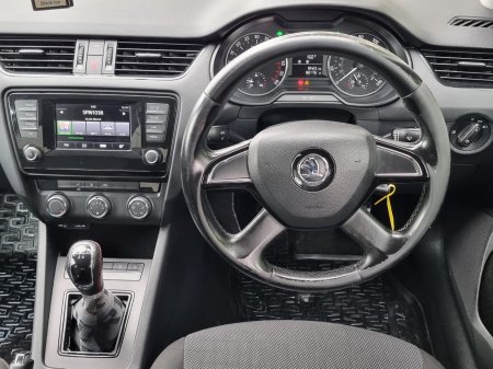 2015 Skoda Octavia - photo 21