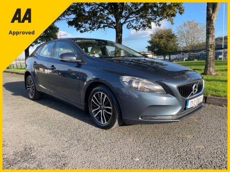 2017 Volvo V40 - photo 2