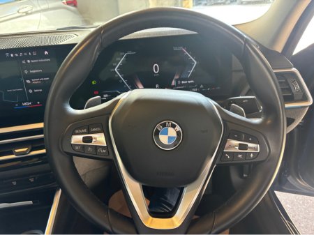 2023 BMW 3-Series - photo 16