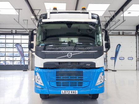 2023 VOLVO FM 420 - photo 2