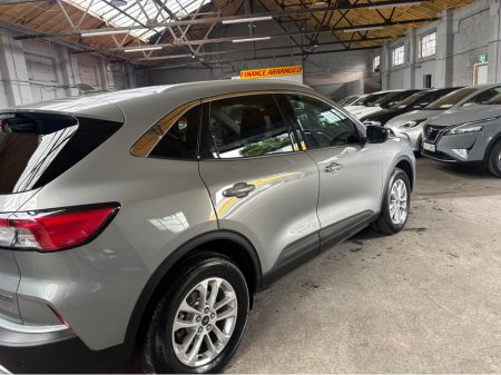 2023 Ford Kuga - photo 2