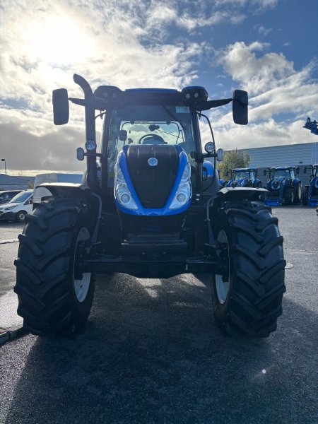 2025 New Holland T6.155 - photo 3