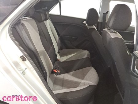 2016 Hyundai i20 - photo 13