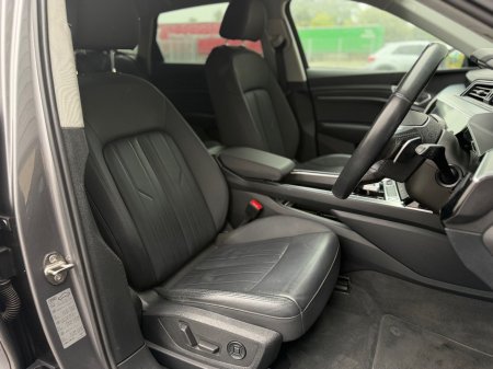 2020 Audi e-tron - photo 10