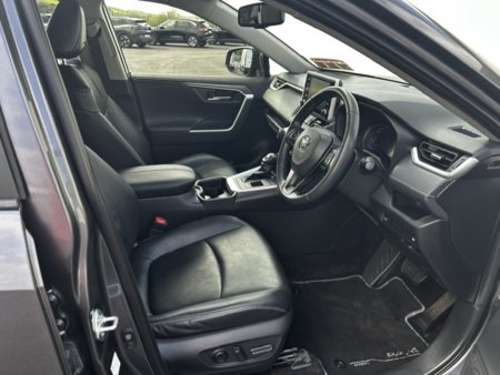 2021 Toyota RAV4 - photo 10