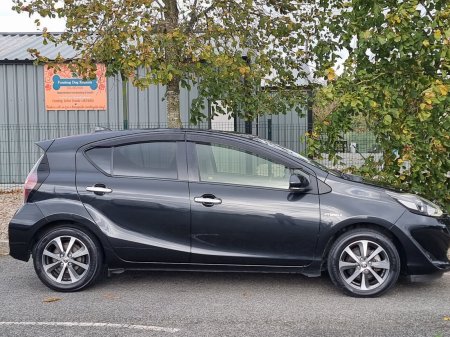 2020 Toyota Aqua - photo 8