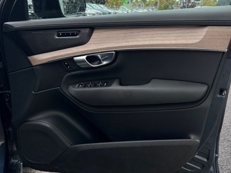 2025 Volvo XC90 - photo 21