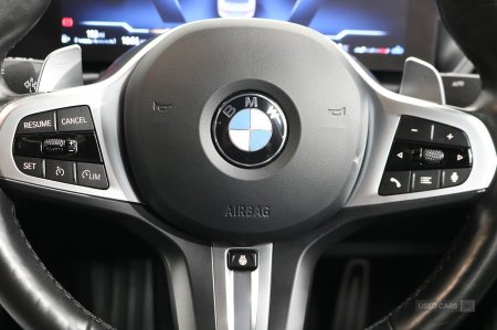 2024 BMW 3-Series - photo 30