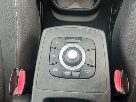 2016 Renault Grand Scenic - photo 17