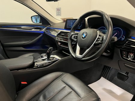 2019 BMW 5-Series - photo 17