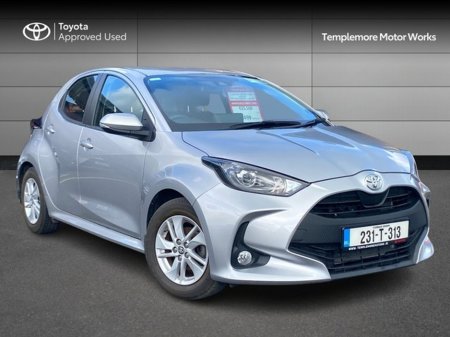 2023 Toyota Yaris YARIS 1.5 LUNA