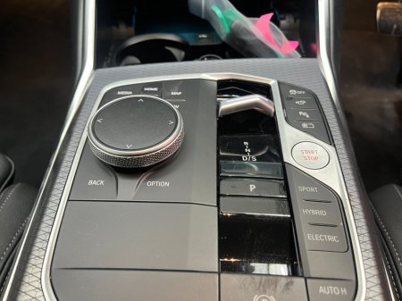 2025 BMW 3-Series - photo 11