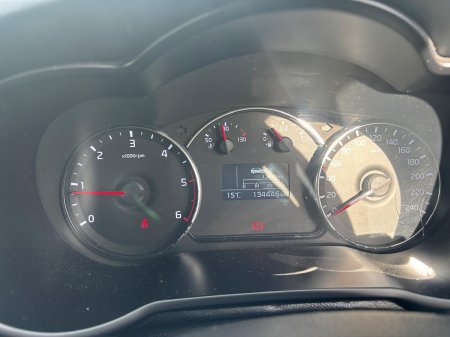 2016 Kia Carens - photo 12
