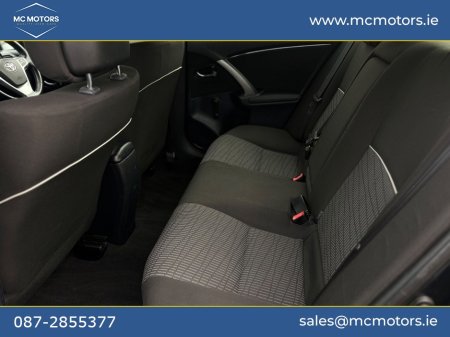 2012 Toyota Avensis - photo 8