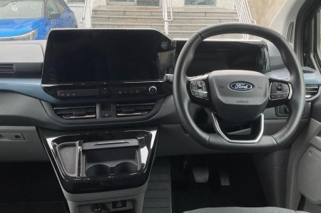 2025 Ford Tourneo Custom - photo 26