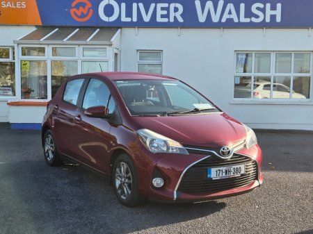 2017 Toyota Yaris 1.0 LUNA 4DR