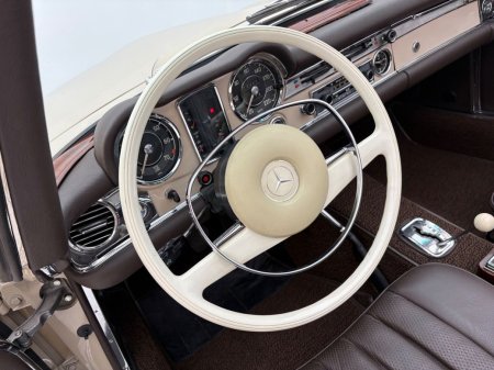 1971 Mercedes-Benz SL-Class - photo 15