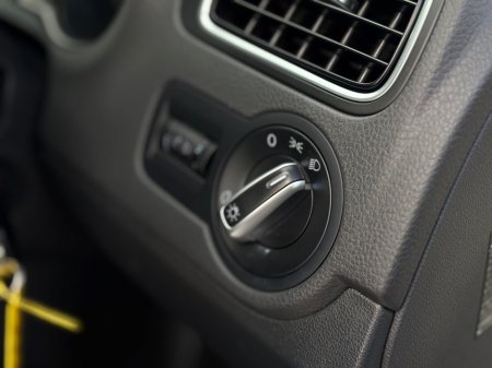 2013 Volkswagen Polo - photo 17
