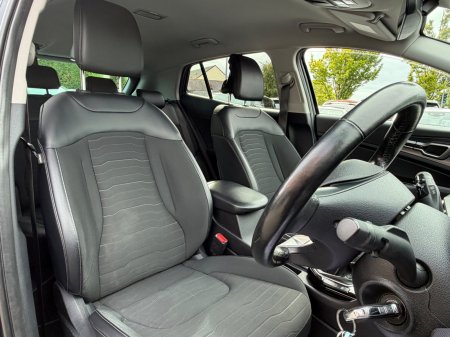 2023 Kia Sportage - photo 12