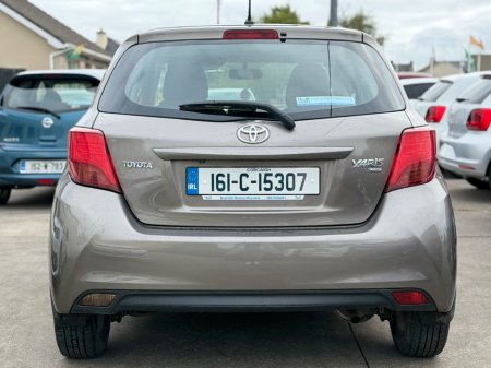 2016 Toyota Yaris - photo 5