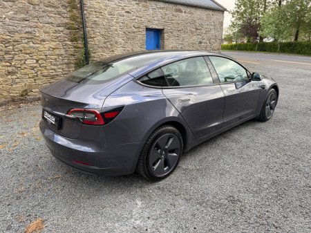 2022 Tesla Model 3 - photo 8