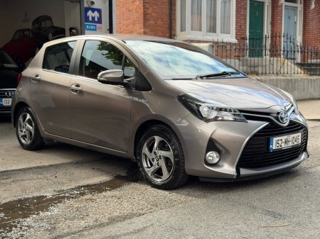 2015 Toyota Yaris - photo 2