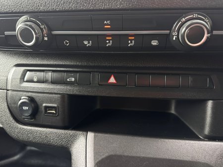 2023 Opel Vivaro - photo 24