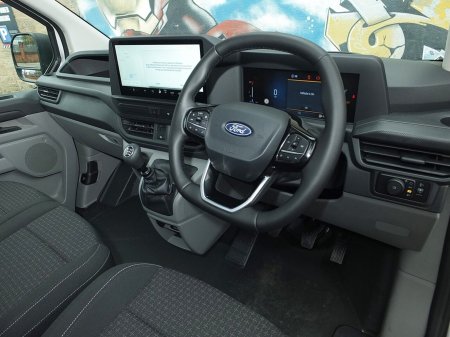 2024 Ford Transit Custom - photo 17