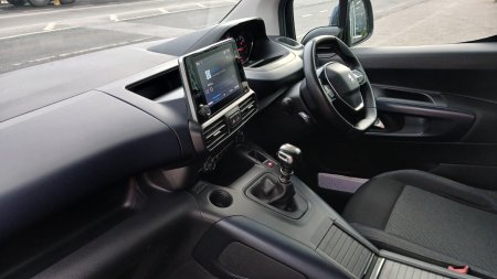 2021 Peugeot Rifter - photo 4