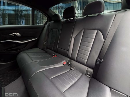 2021 BMW 3-Series - photo 18