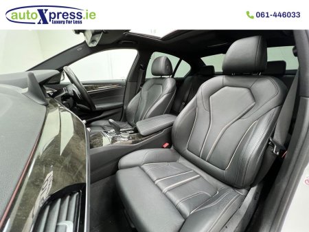 2019 BMW 5-Series - photo 12