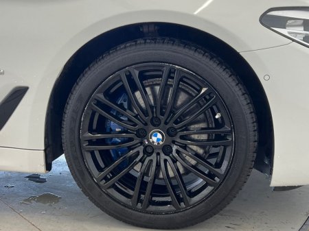 2018 BMW 5-Series - photo 14