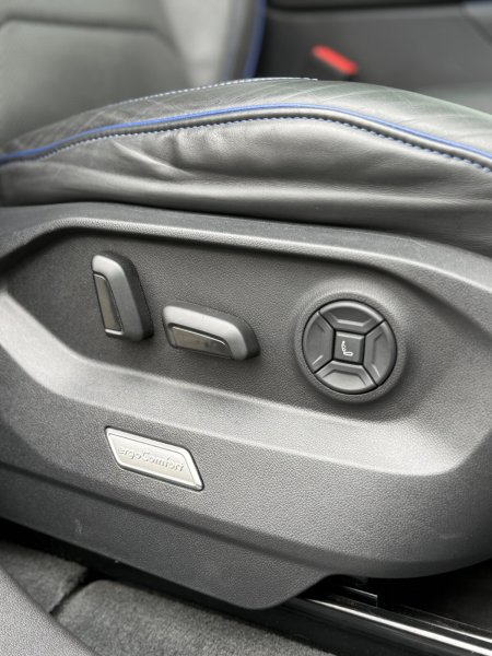 2024 Volkswagen Touareg - photo 38