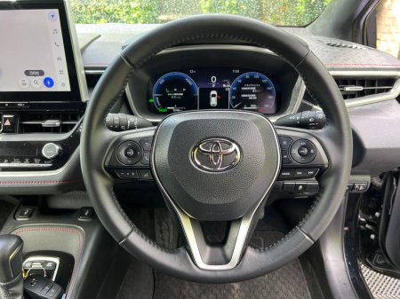 2025 Toyota Corolla - photo 4